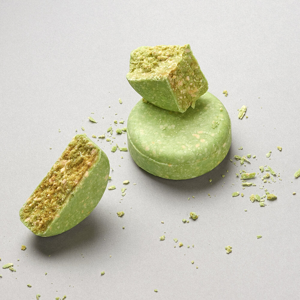 abhati-suisse-surya-balancing-shampoo-bar