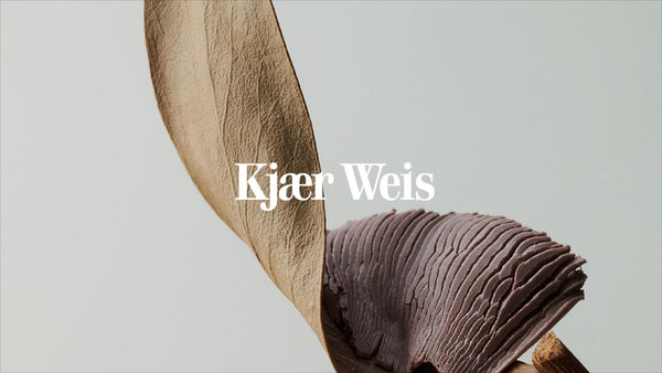 Kjaer Weis [/keer/ why-s]