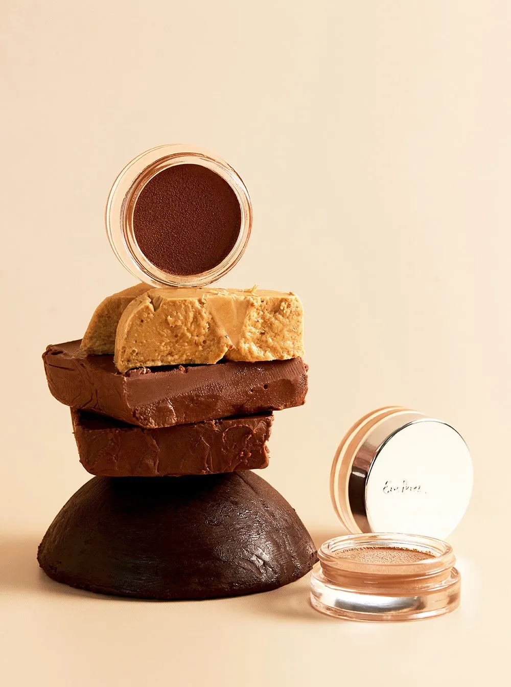 Ere Perez Cacao Bronzing Pot