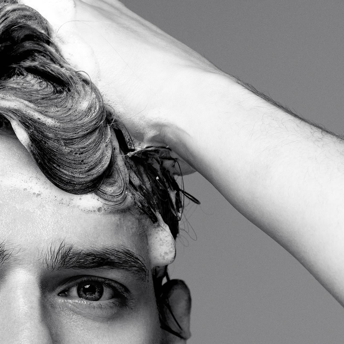 The Grey DAILY STIMULATING SHAMPOO