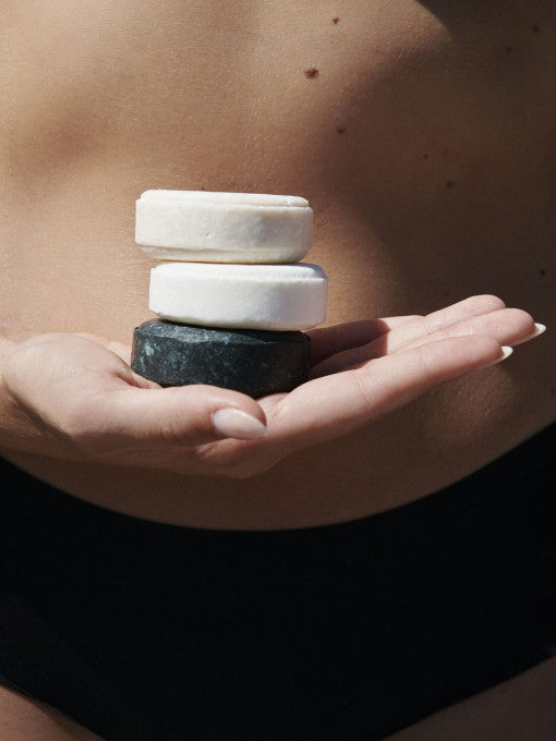 Abhati Suisse Nanda Detoxifying Shampoo Bar